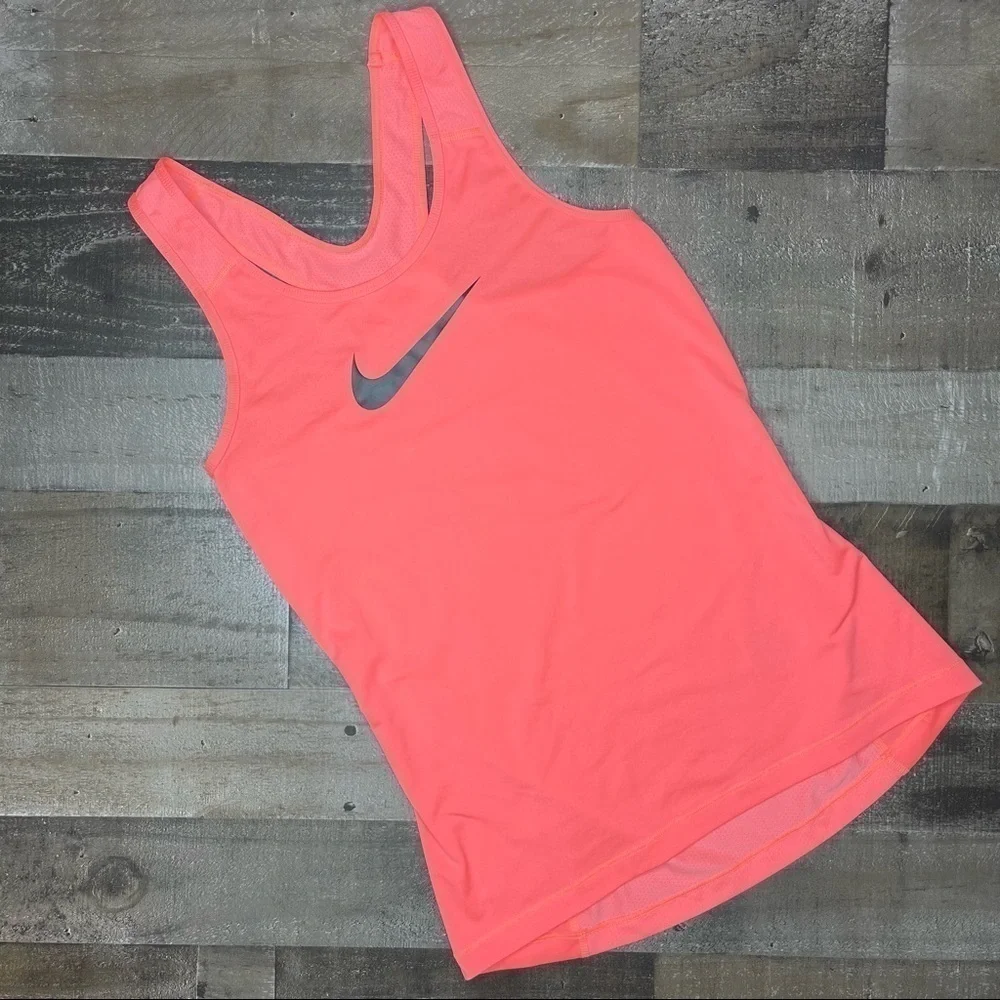 Nike Racerback Tank Top size Small